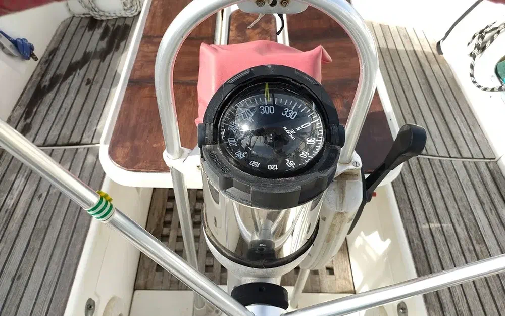 slider 27 Beneteau Oceanis 390