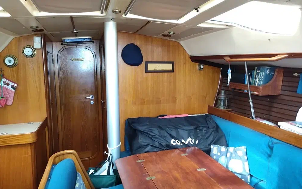 slider 34 Beneteau Oceanis 390