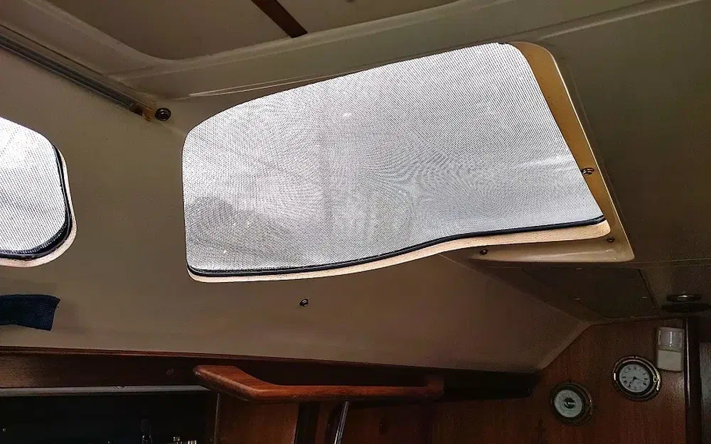 slider 38 Beneteau Oceanis 390