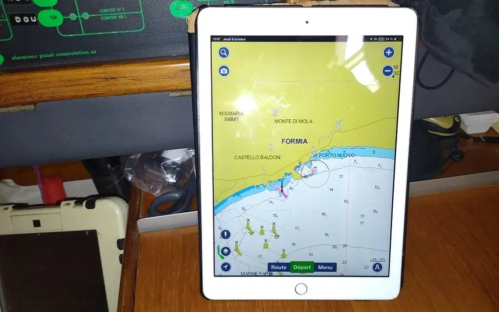 slider 46 Beneteau Oceanis 390