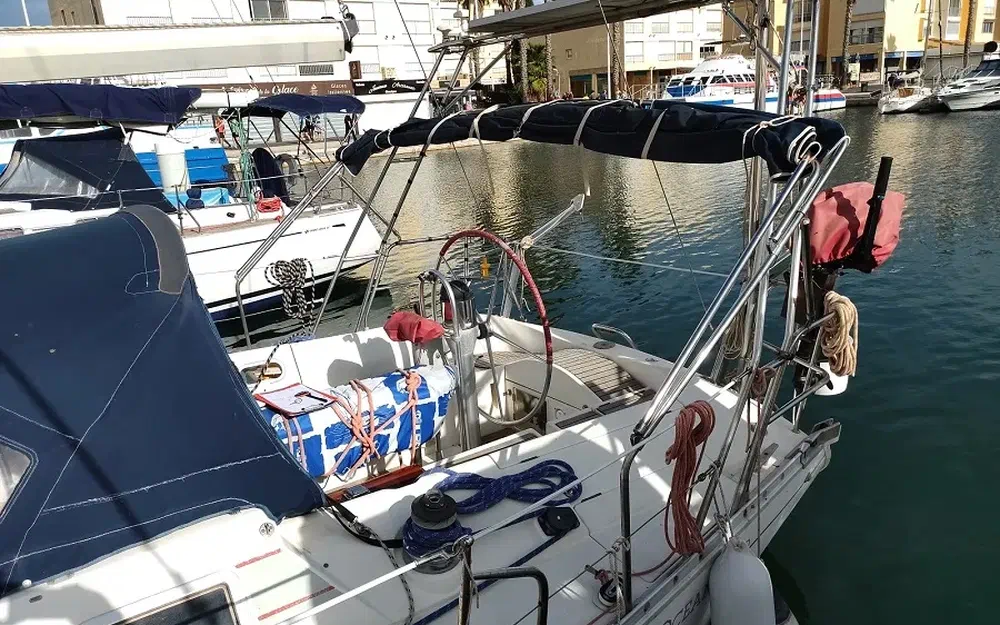 slider 6 Beneteau Oceanis 390