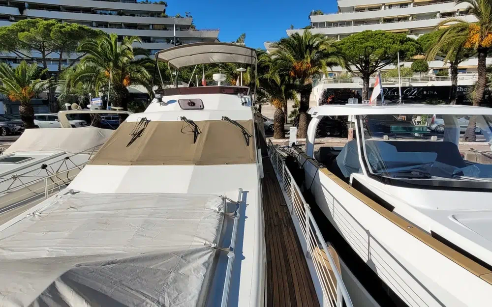 slider 14 Guy Couach 1401