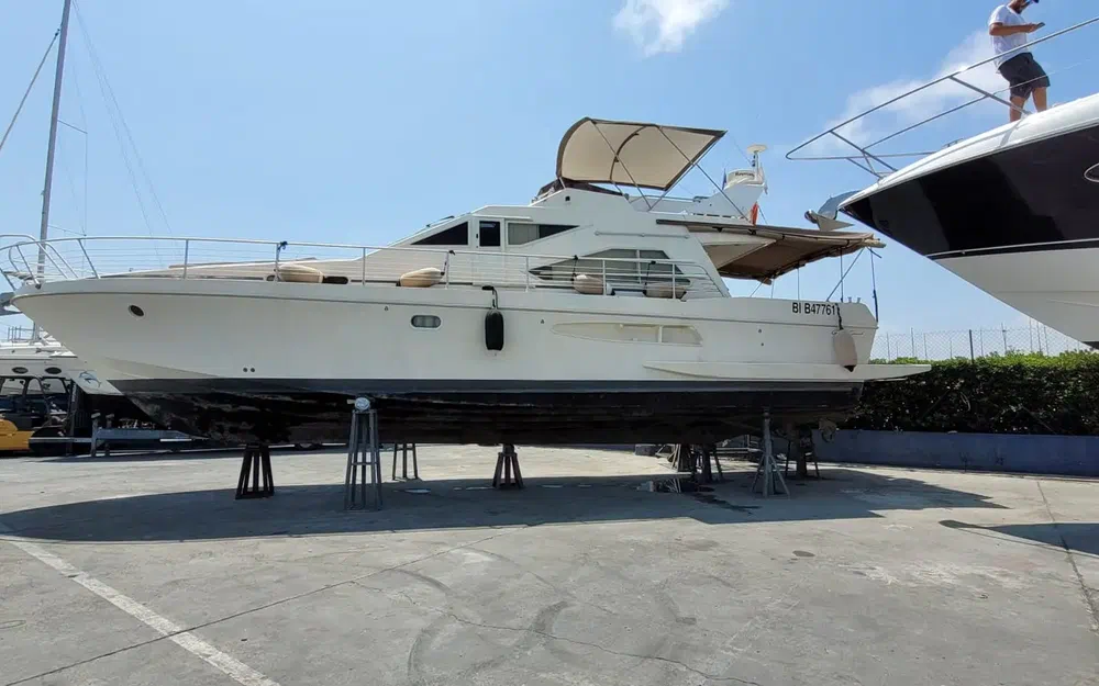 slider 27 Guy Couach 1401