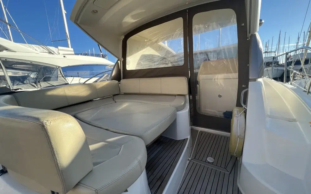 slider 3 Jeanneau Prestige 38