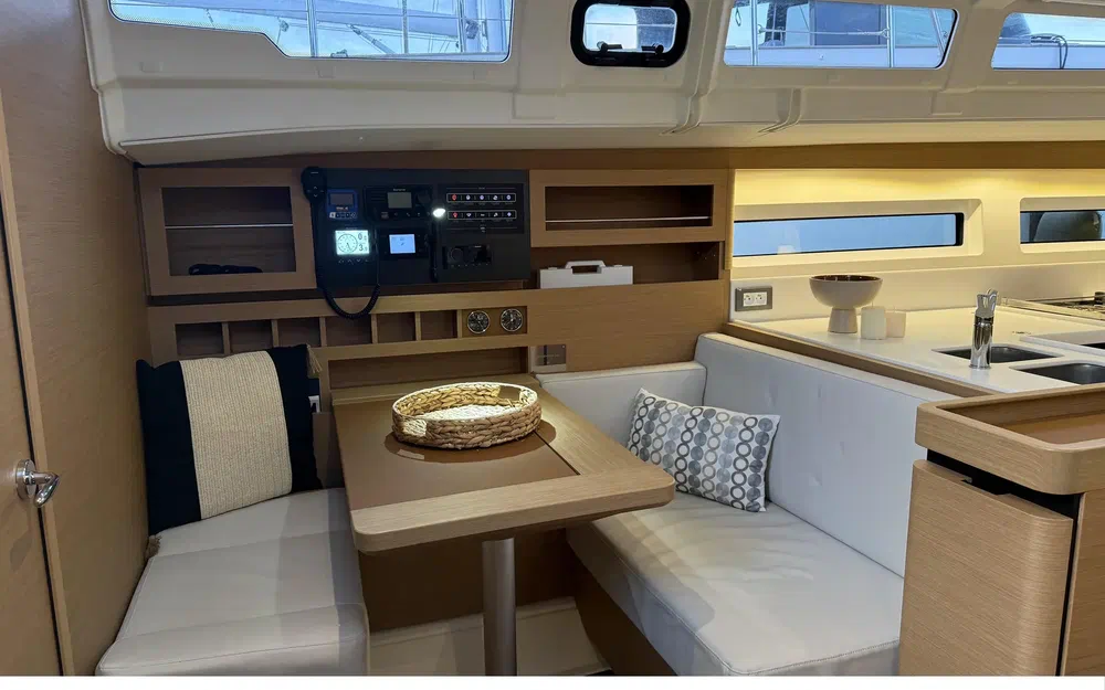 slider 22 Jeanneau Sun Odyssey 490 Performance