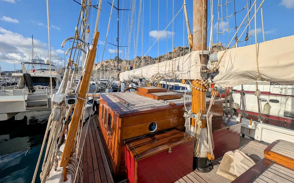 slider 13 Butzfleth Goélette aurique