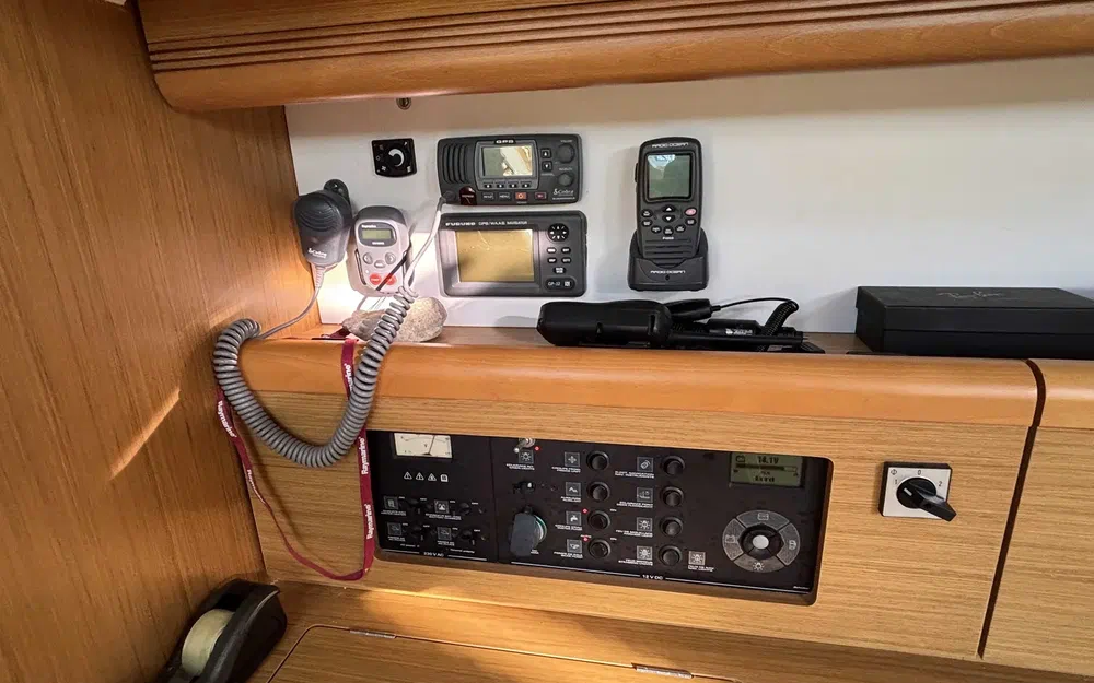 slider 12 Jeanneau Sun Odyssey 50 DS