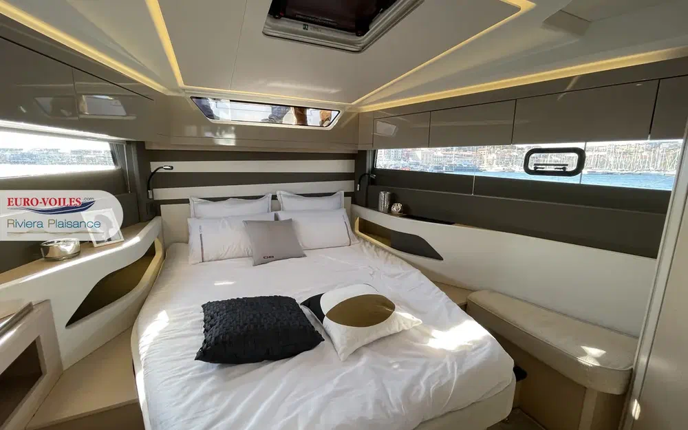 slider 19 Jeanneau DB 43