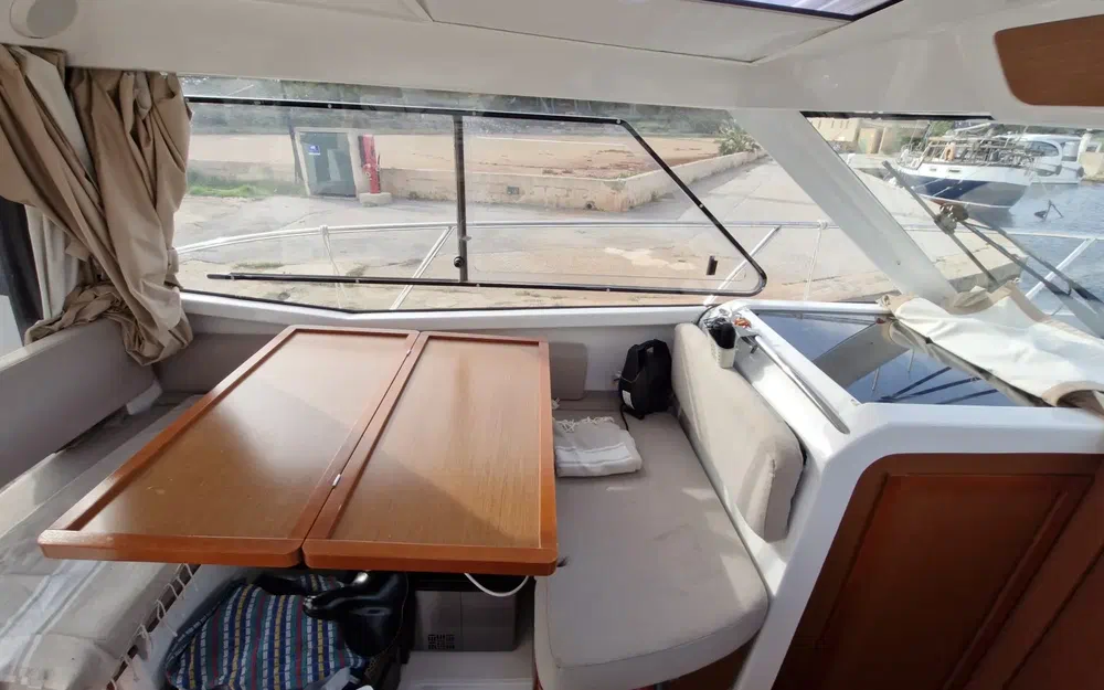 slider 10 Jeanneau Merry Fisher 855