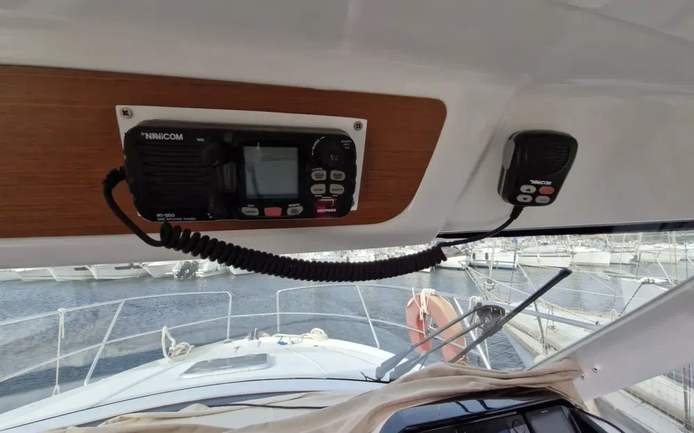 slider 15 Jeanneau Merry Fisher 855