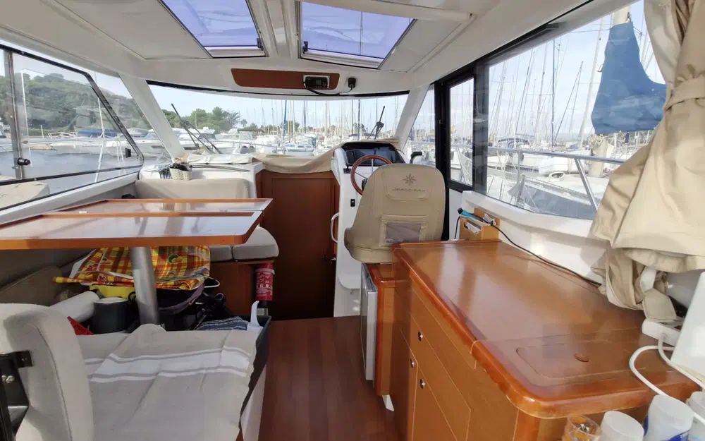 slider 3 Jeanneau Merry Fisher 855