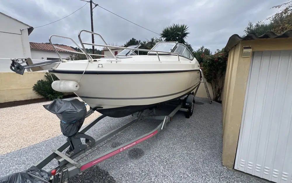 slider 17 Quicksilver 595 Cruiser