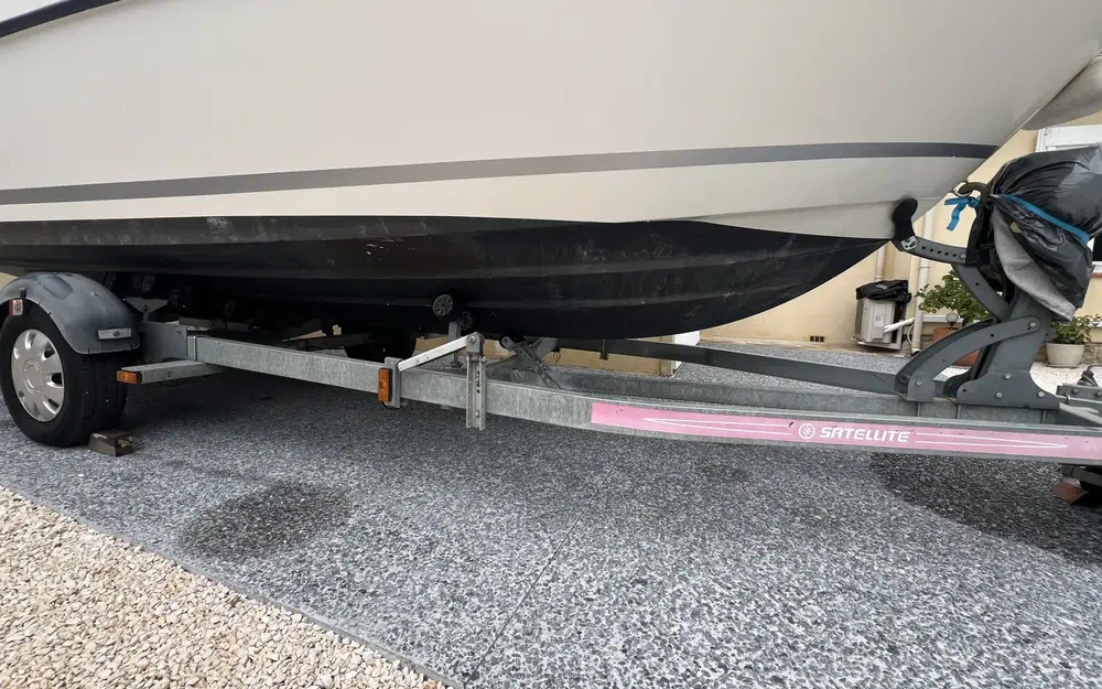 slider 18 Quicksilver 595 Cruiser