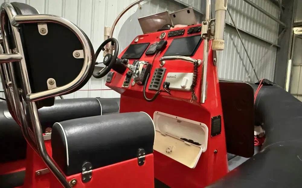 slider 4 Ribcraft 5.85