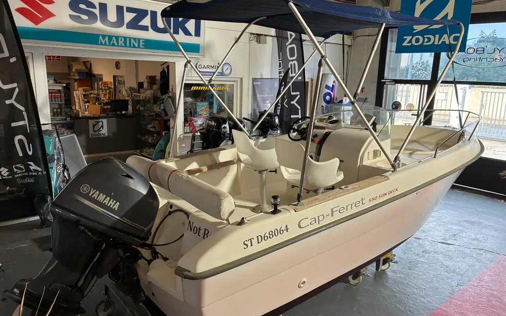 slider 1 B2 Marine 552