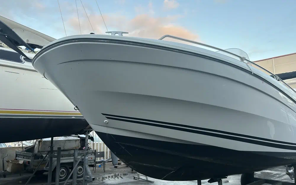 slider 5 Jeanneau Cap Camarat 7.5 CC