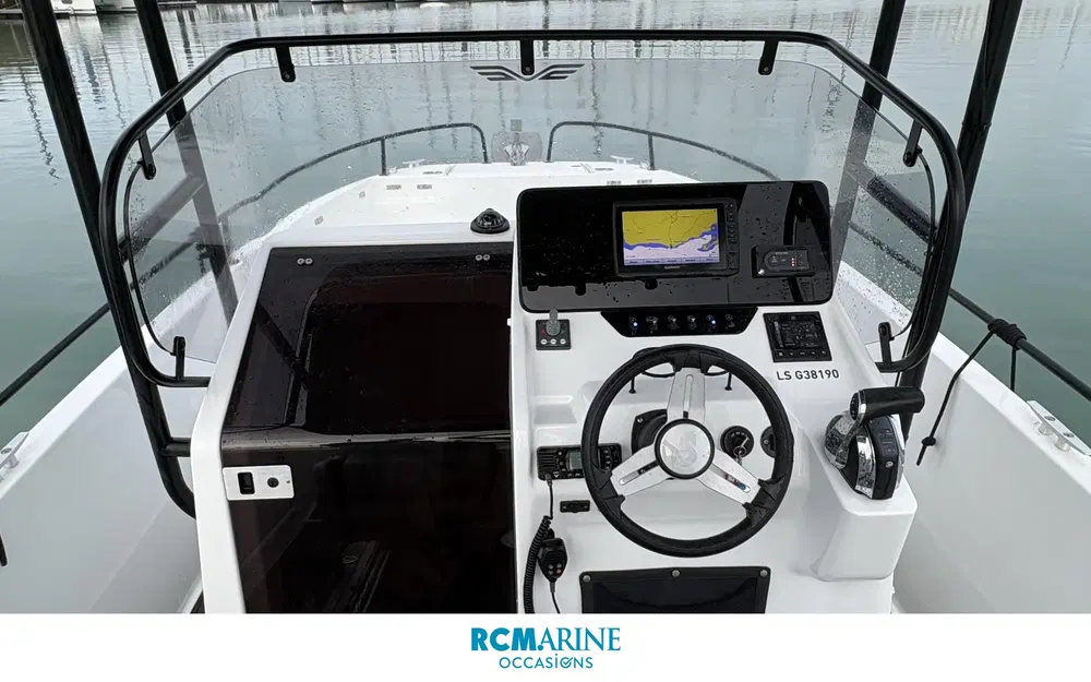 slider 11 Beneteau Flyer 8 SPACEdeck