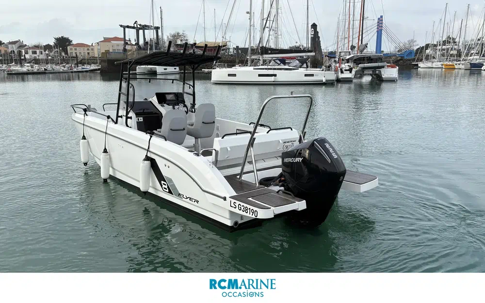 slider 3 Beneteau Flyer 8 SPACEdeck