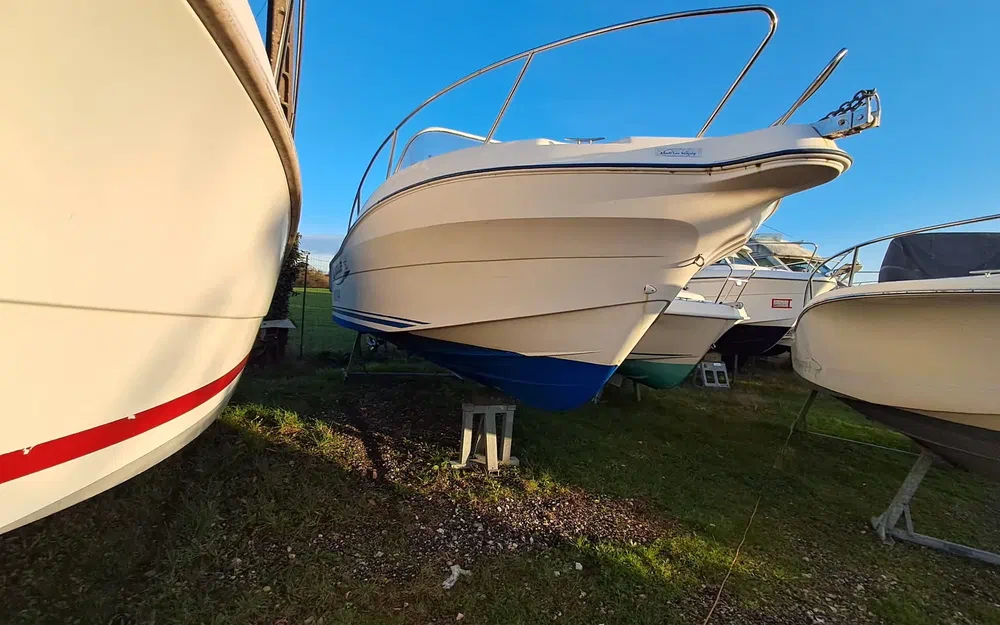 slider 6 Quicksilver 750 WA Commander