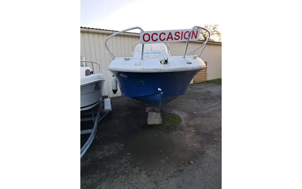 slider 2 Beneteau Flyer 650 Open