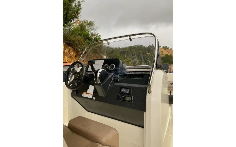 slider 1 Quicksilver 605 Open