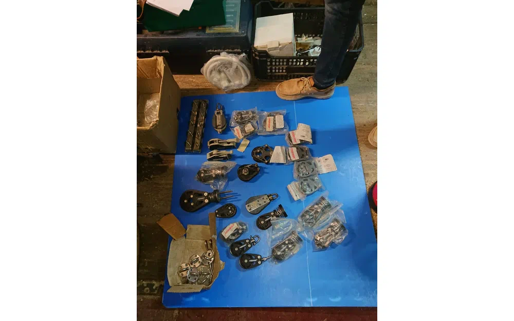 slider 76 Fabrication Artisanal SURF 45