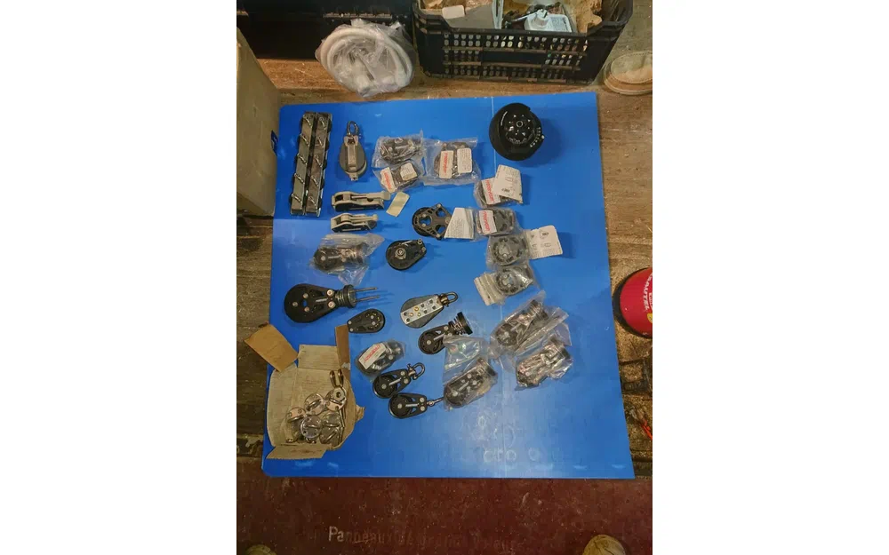 slider 77 Fabrication Artisanal SURF 45