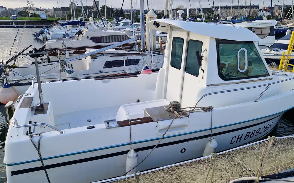 slider 1 Jeanneau Merry Fisher 605