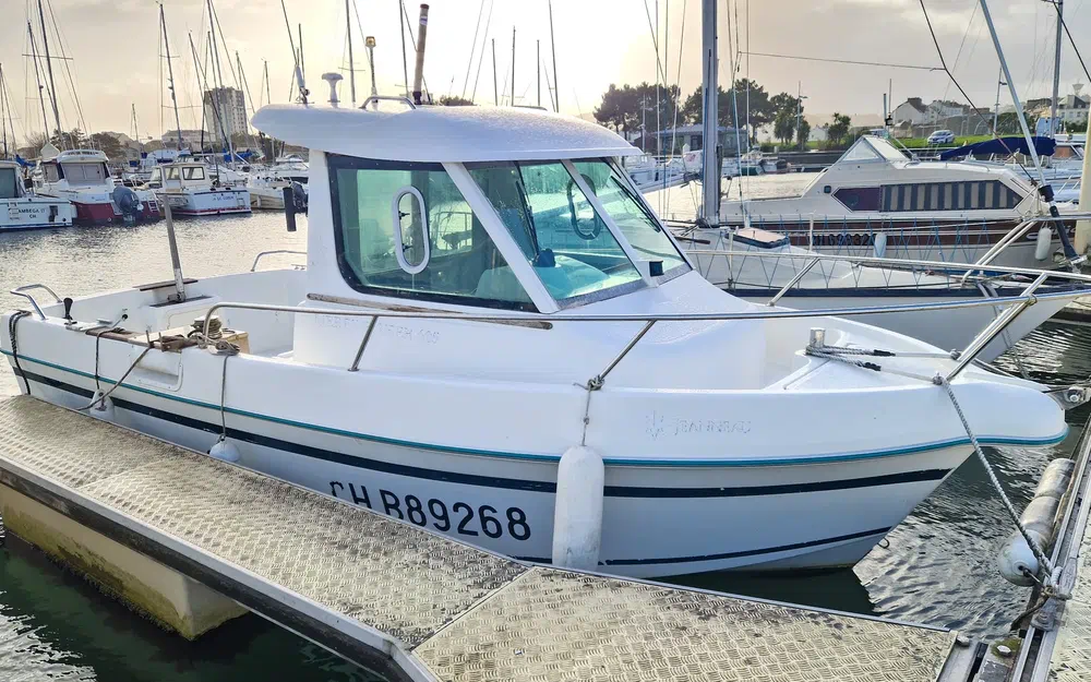 slider 0 Jeanneau Merry Fisher 605