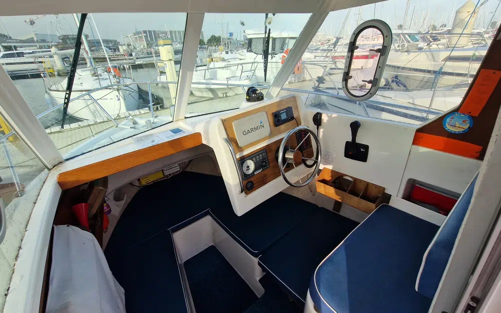 slider 3 Jeanneau Merry Fisher 605