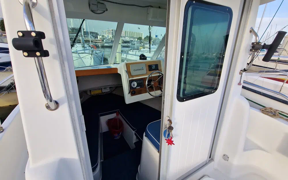 slider 10 Jeanneau Merry Fisher 605