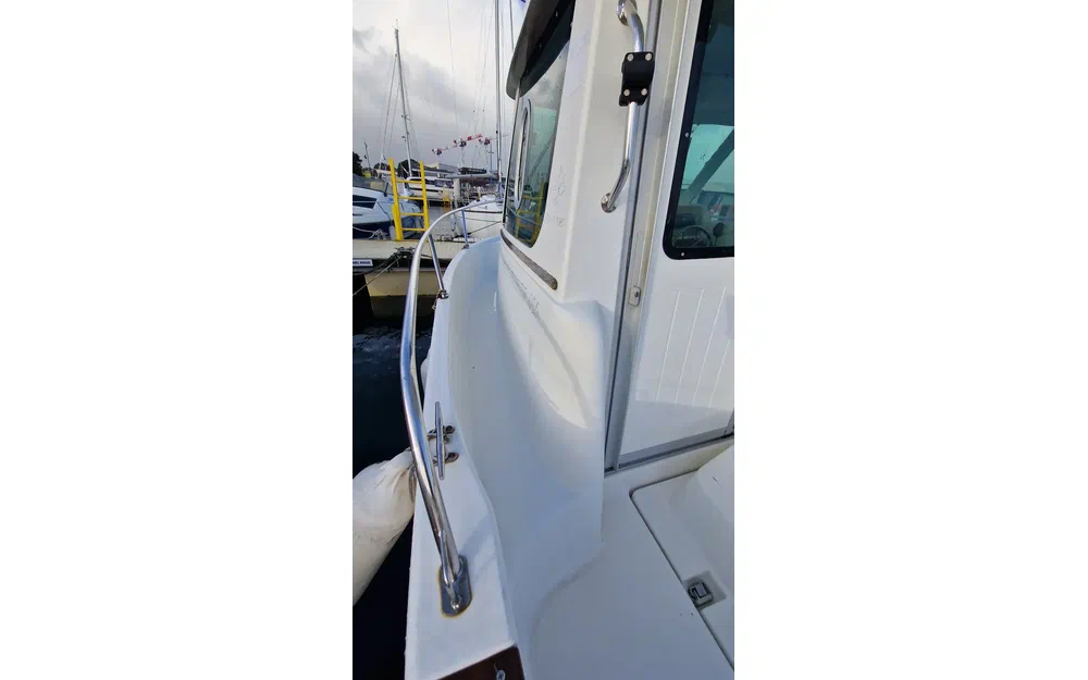 slider 11 Jeanneau Merry Fisher 605