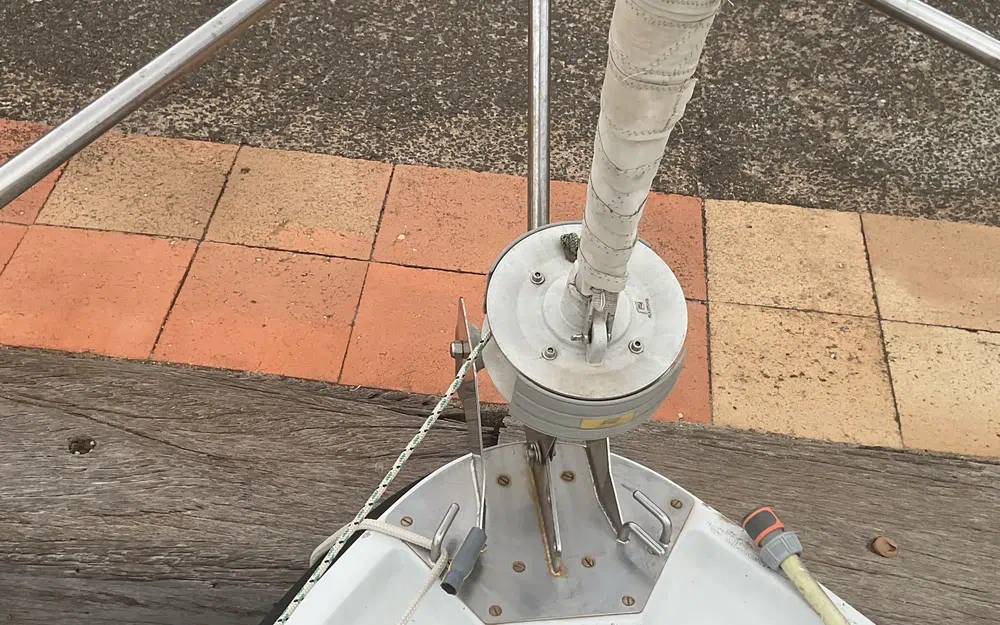 slider 5 Kirie Fifty 24