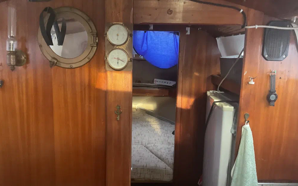 slider 16 Kirie Fifty 24