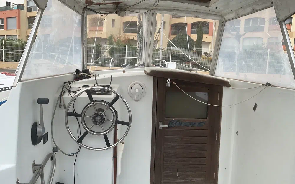 slider 6 Kirie Fifty 24