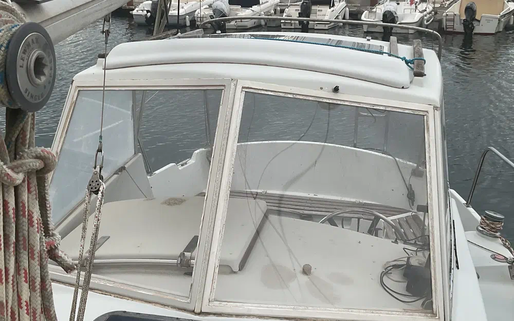 slider 7 Kirie Fifty 24