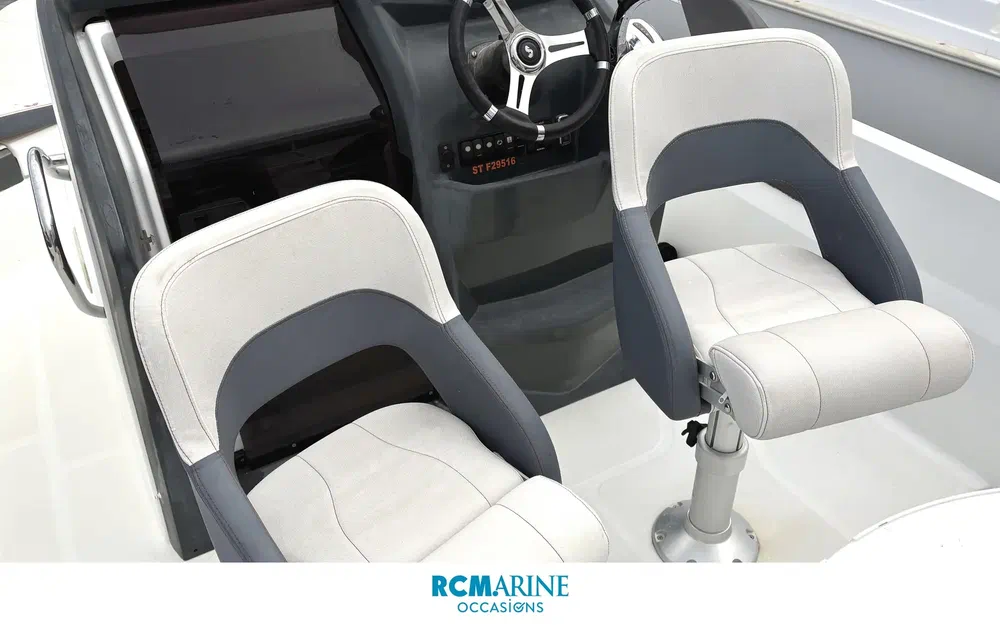 slider 16 Beneteau Flyer 6.6 SPACEdeck