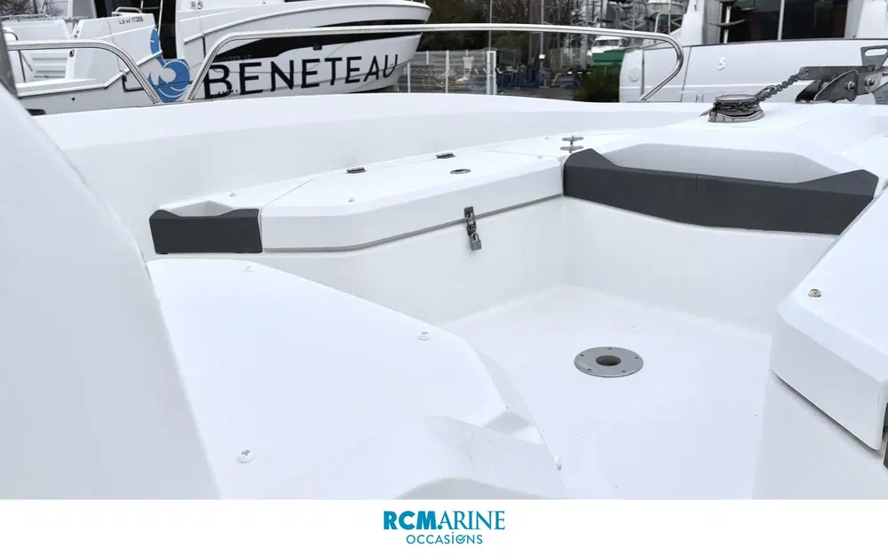 slider 8 Beneteau Flyer 6.6 SPACEdeck