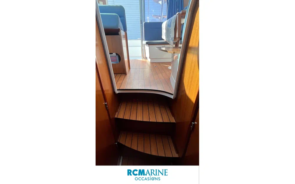 slider 15 Beneteau Antares 8.8