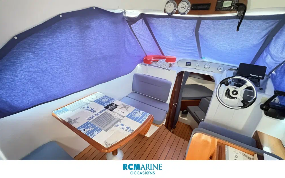 slider 3 Beneteau Antares 8.8