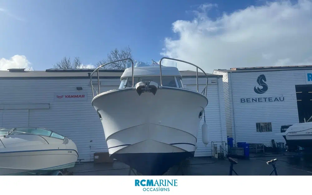 slider 7 Beneteau Antares 8.80 Antares 8.8