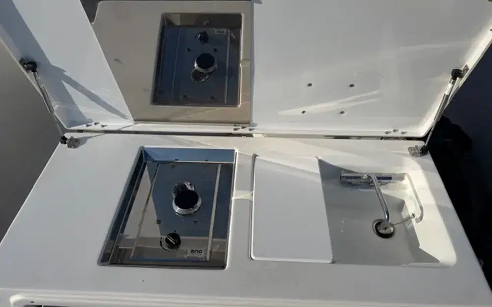 slider 5 Beneteau Flyer 9 Spacedeck