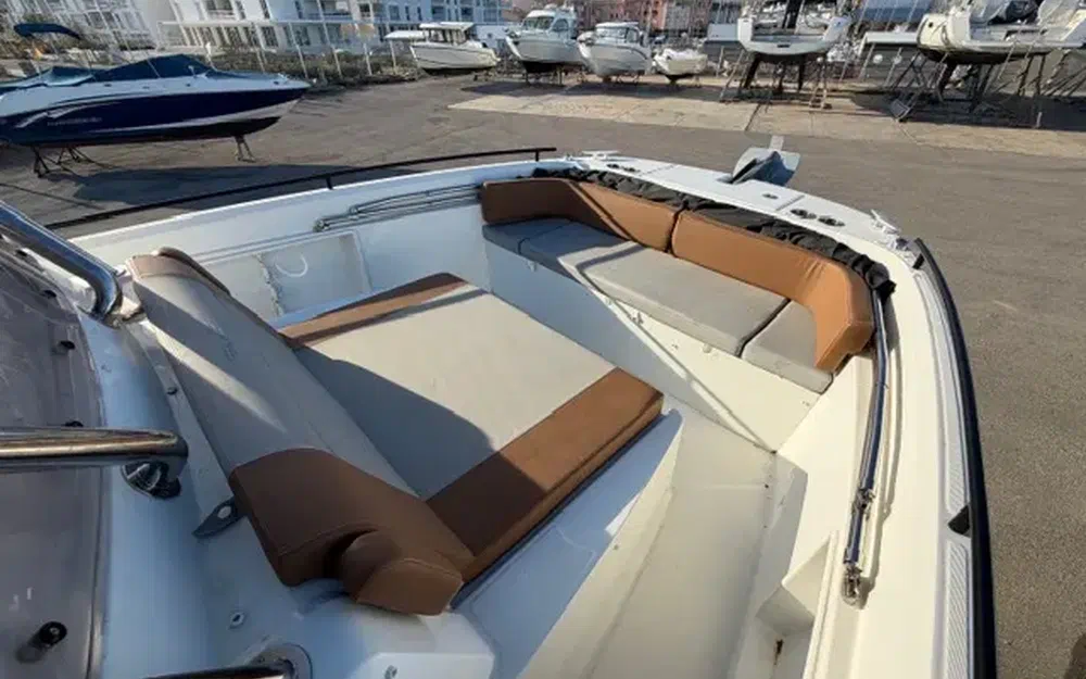slider 7 Beneteau Flyer 9 Spacedeck
