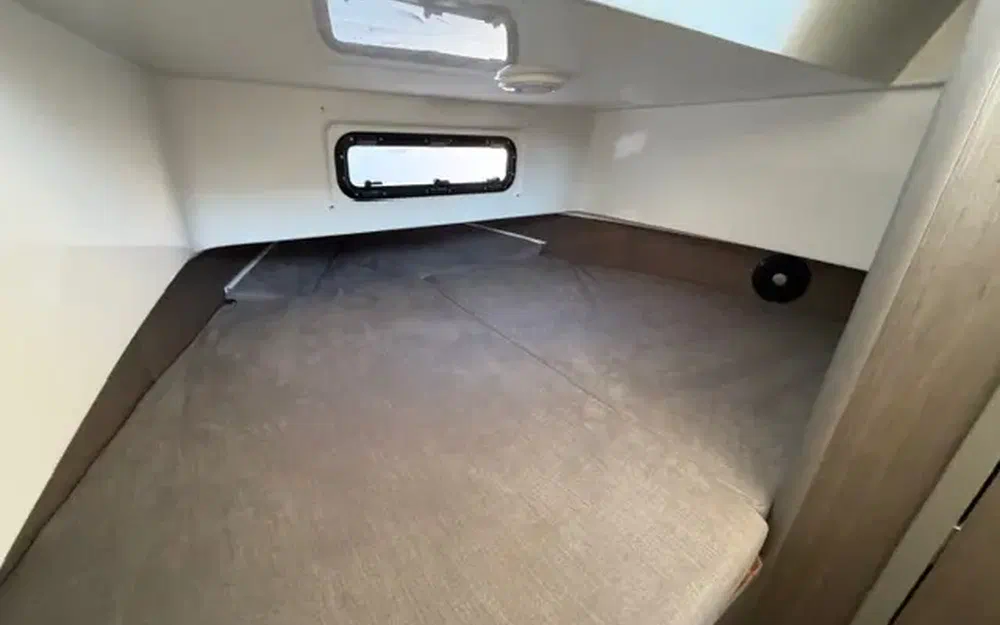 slider 8 Beneteau Flyer 9 Spacedeck