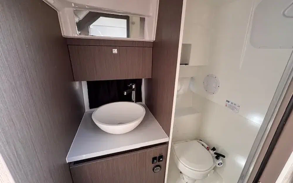 slider 5 Beneteau Flyer 9 Sundeck