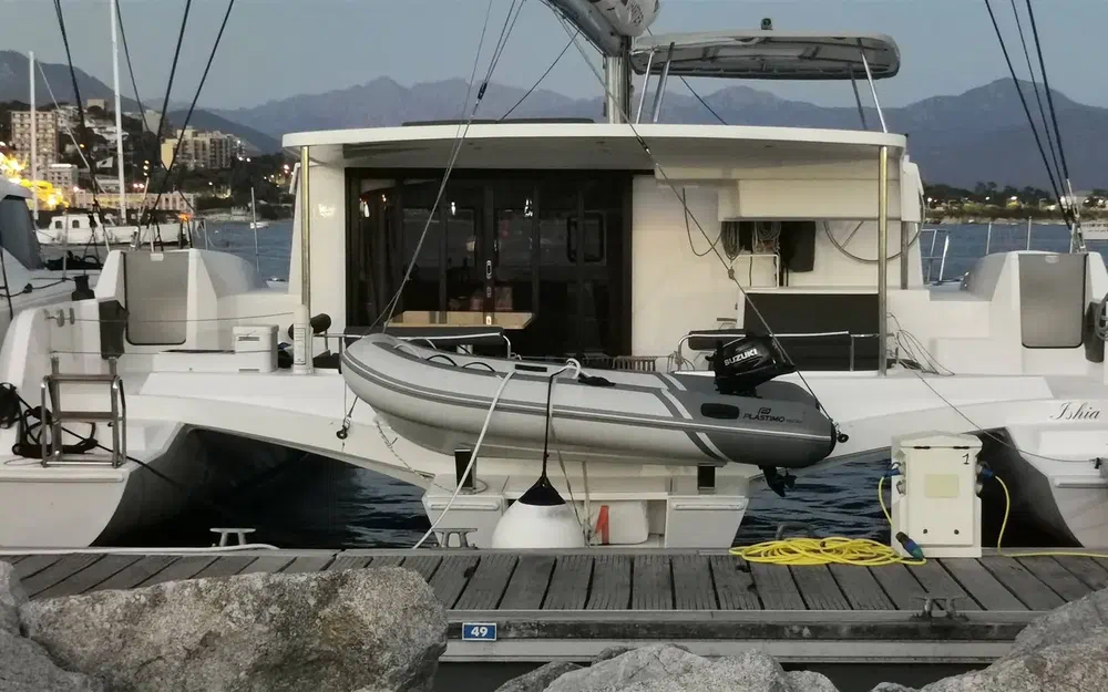 slider 2 Neel Trimarans Neel 47