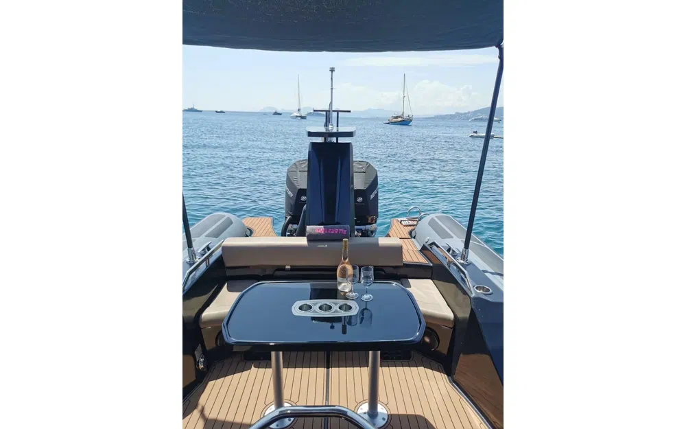 slider 8 Brig Eagle 10