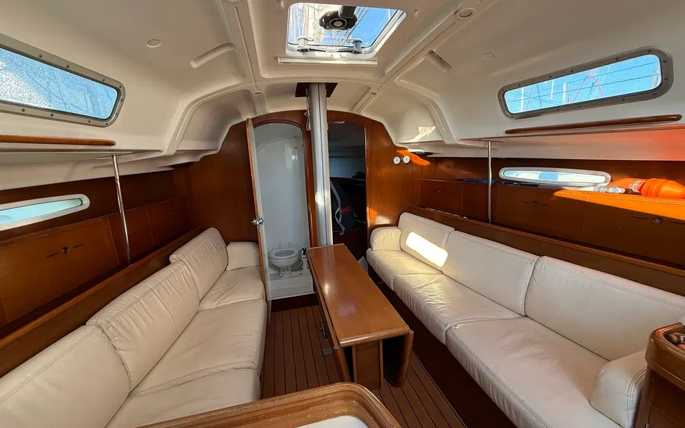 slider 5 Beneteau First 36.7