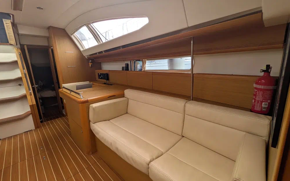 slider 25 Jeanneau Sun Odyssey 45 DS