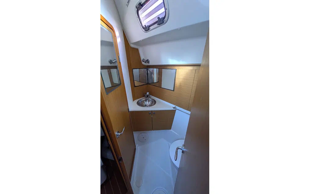 slider 6 Jeanneau Sun Odyssey 45 DS